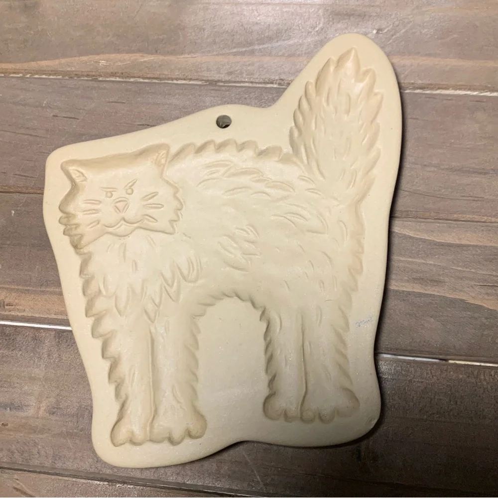 1988 Hill Design Brown Bag Cookie Mold Halloween Scaredy Cat EUC